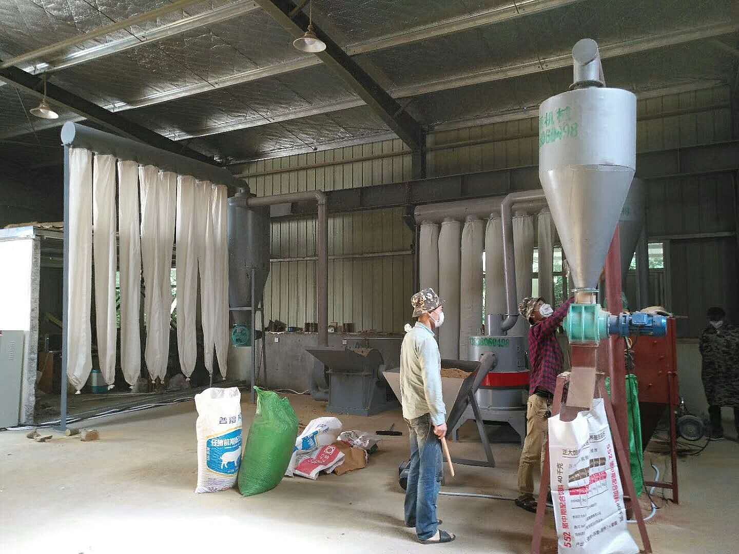 生物質(zhì)木粉機(jī)